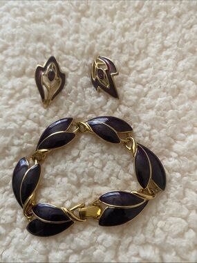 Trifari Gold Leaf Link Bracelet and Earrings Set - Dark Purple Enamel